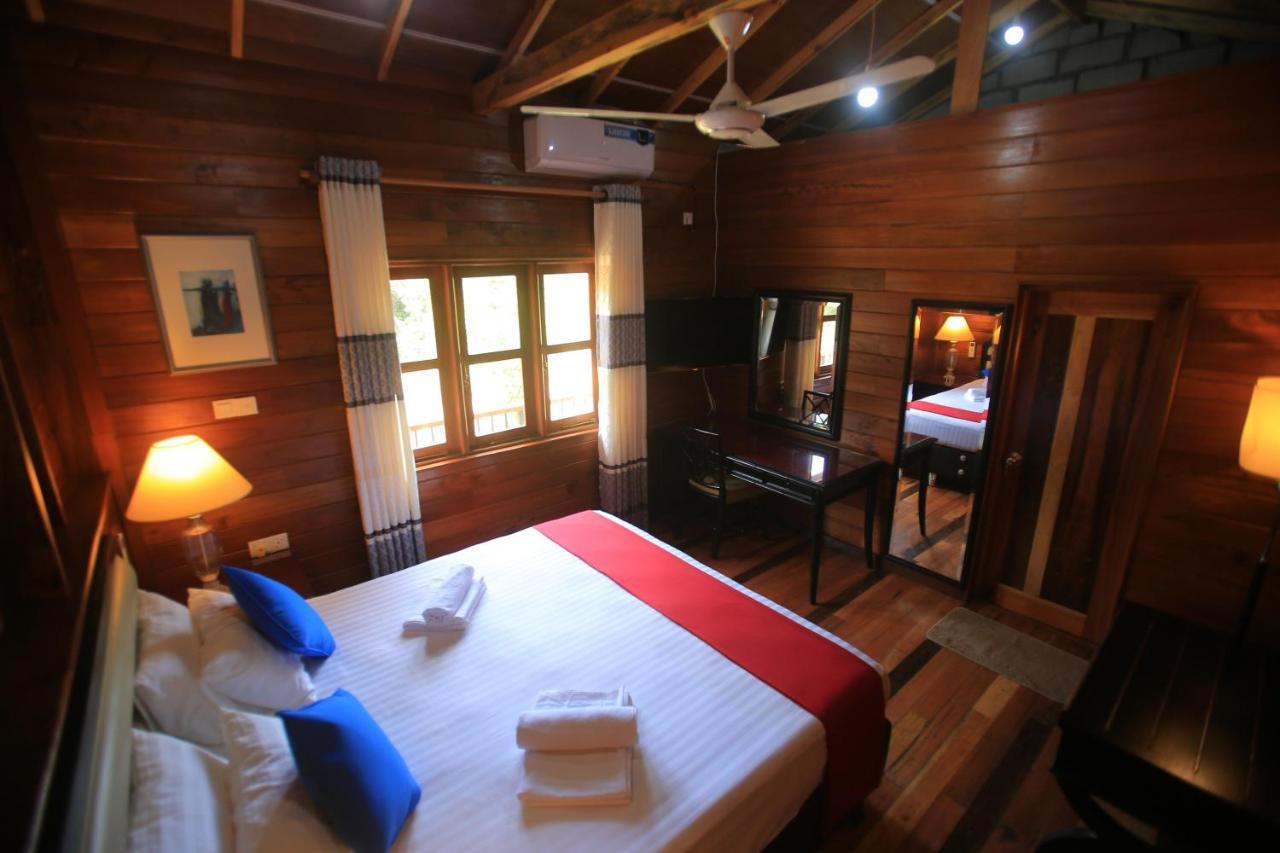 Jungle Hut Resort Сигирия Экстерьер фото